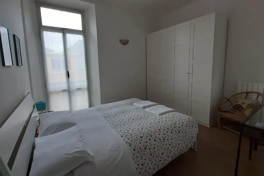 Lovely Home Côme 0*,